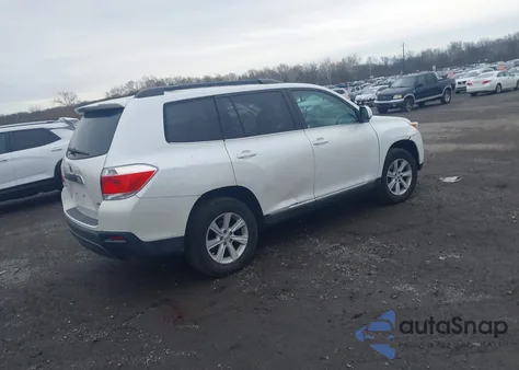 2013 Toyota Highlander Se V6 z USA, uszkodzony, nr VIN 5TDBK3EH9DS199605